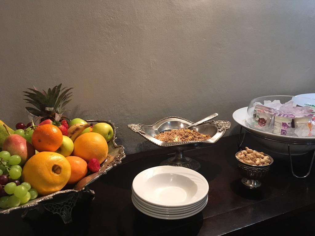 Waterfront Guest House 乌平通 外观 照片